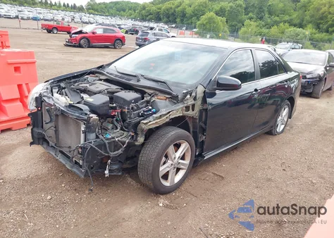 2014 Toyota Camry Se from USA, damaged, VIN 4T1BF1FK4EU740491
